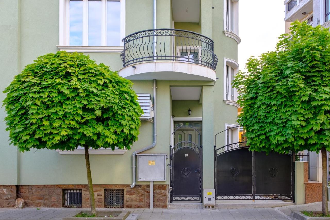 The Olive Green House Burgas Exteriör bild